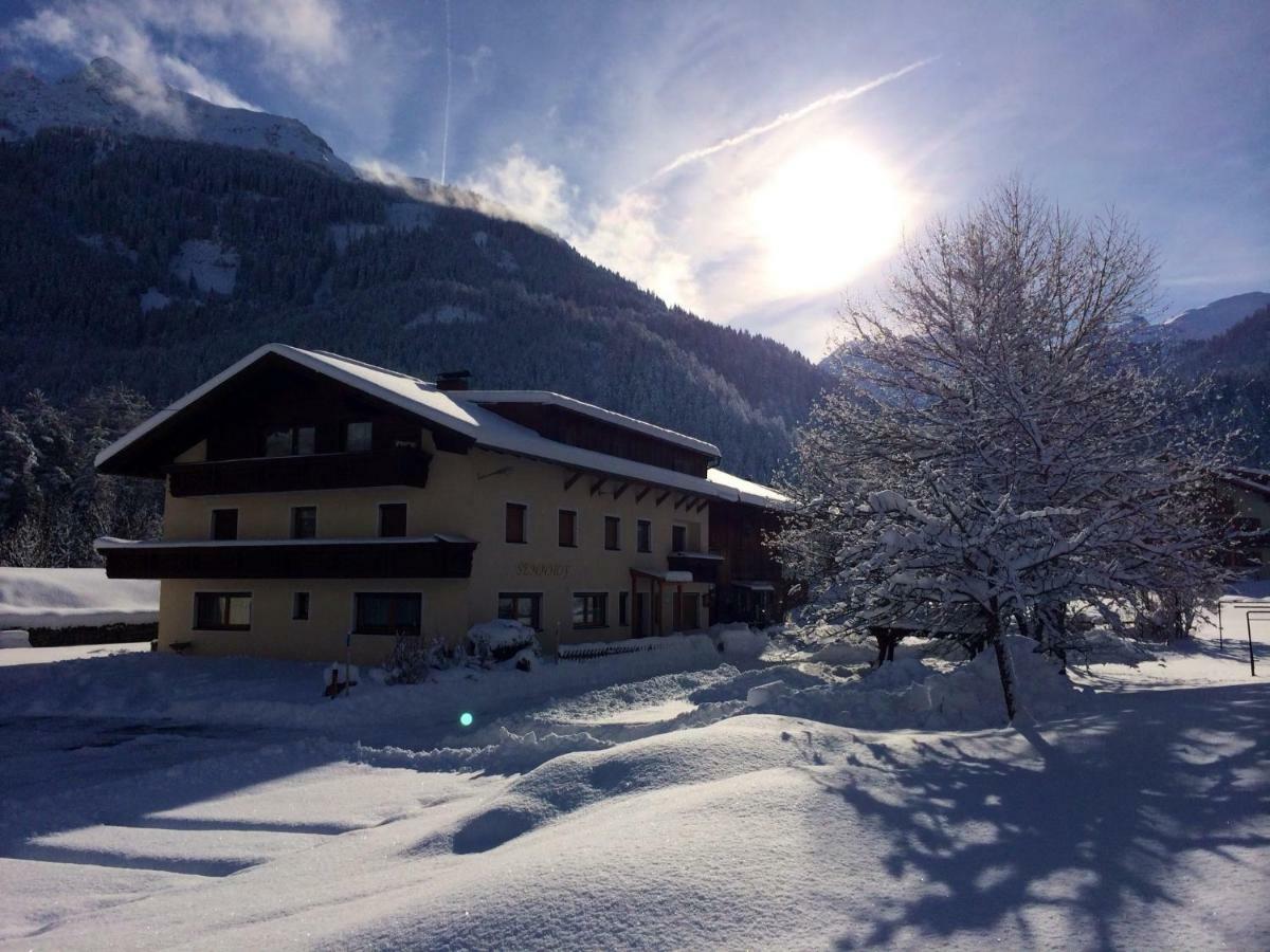 Sennhof Lechtal * Bach (Tyrol)